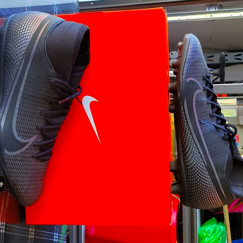 Nike Merari Cleats US size 7